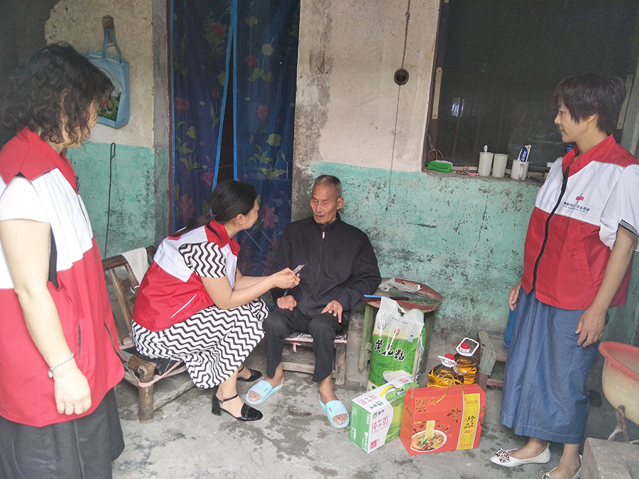 1 杨定杰2.jpg 1 杨定杰2.jpg