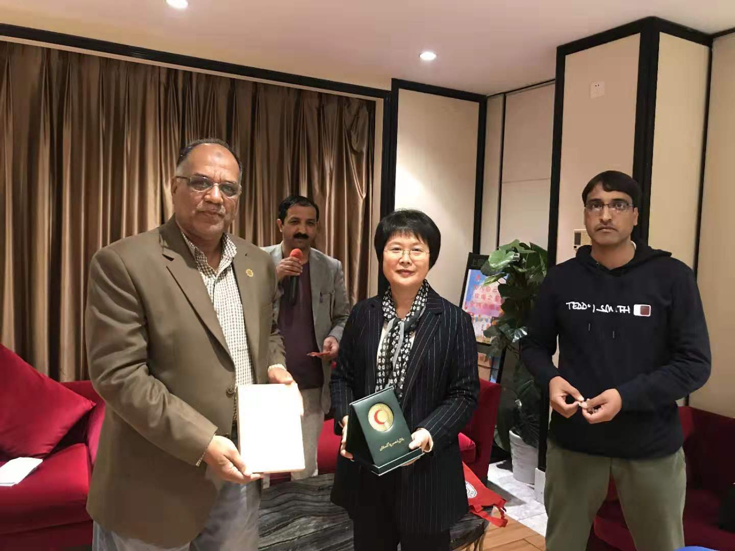 微信图片_20191117212111.jpg
